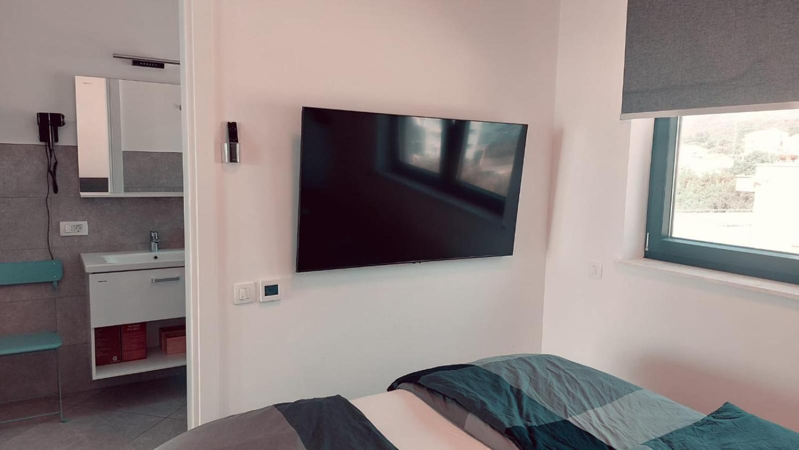 Modern Top Floor Sea View 3Br With Pools, Spa & Fitness Bečići Ngoại thất bức ảnh