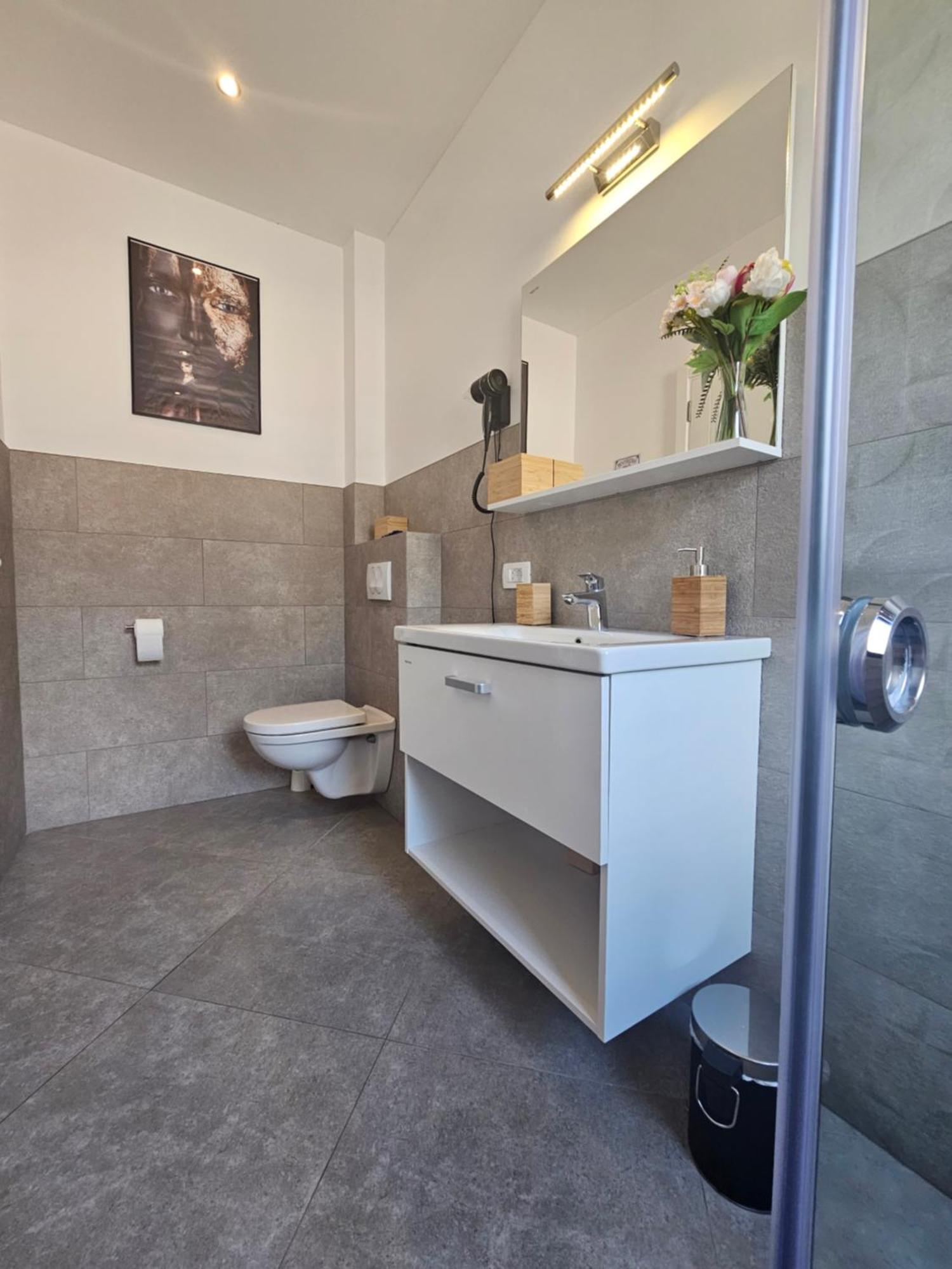 Modern Top Floor Sea View 3Br With Pools, Spa & Fitness Bečići Ngoại thất bức ảnh