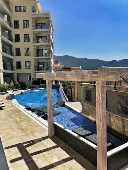 Modern Top Floor Sea View 3Br With Pools, Spa & Fitness Bečići Ngoại thất bức ảnh